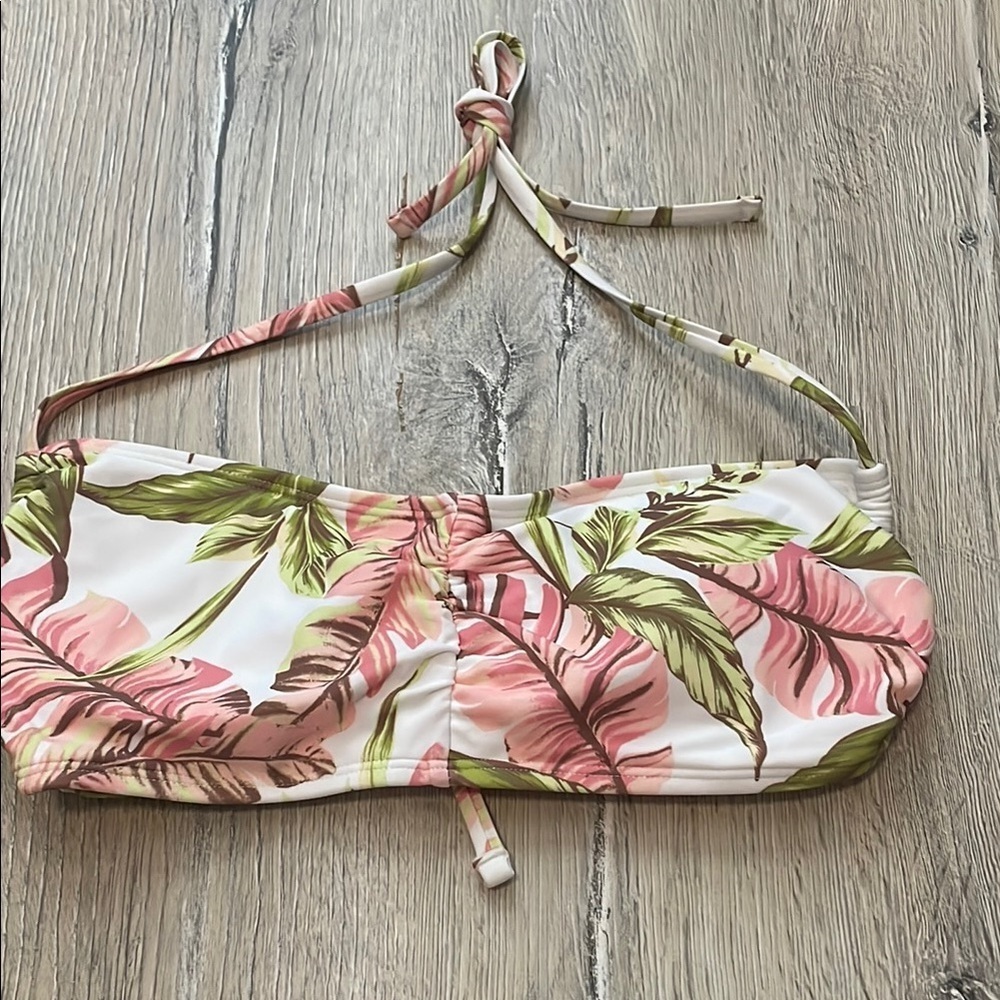 Tropical Print Bikini Top - Picture 2 of 5